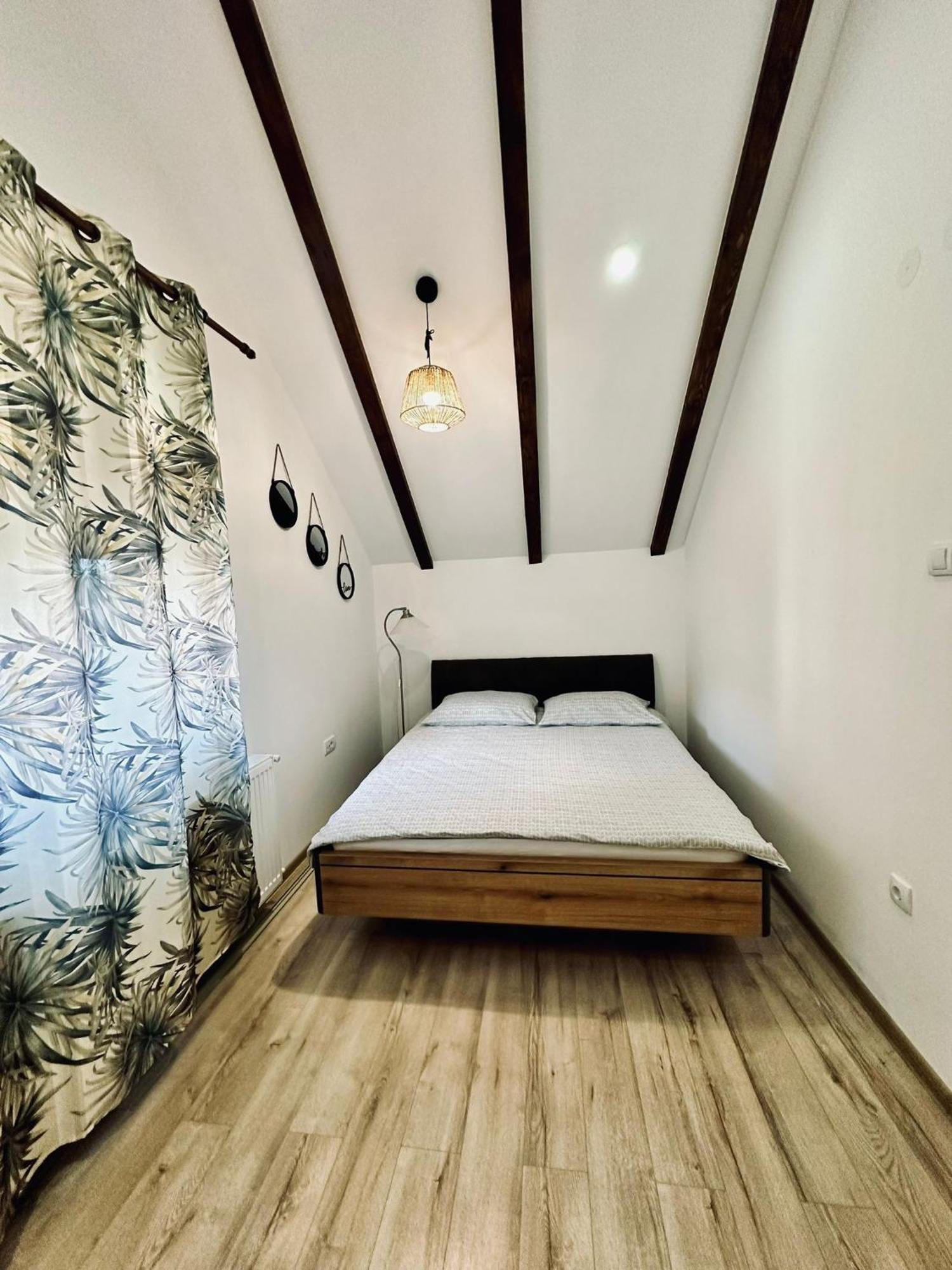 Tessa Apartment