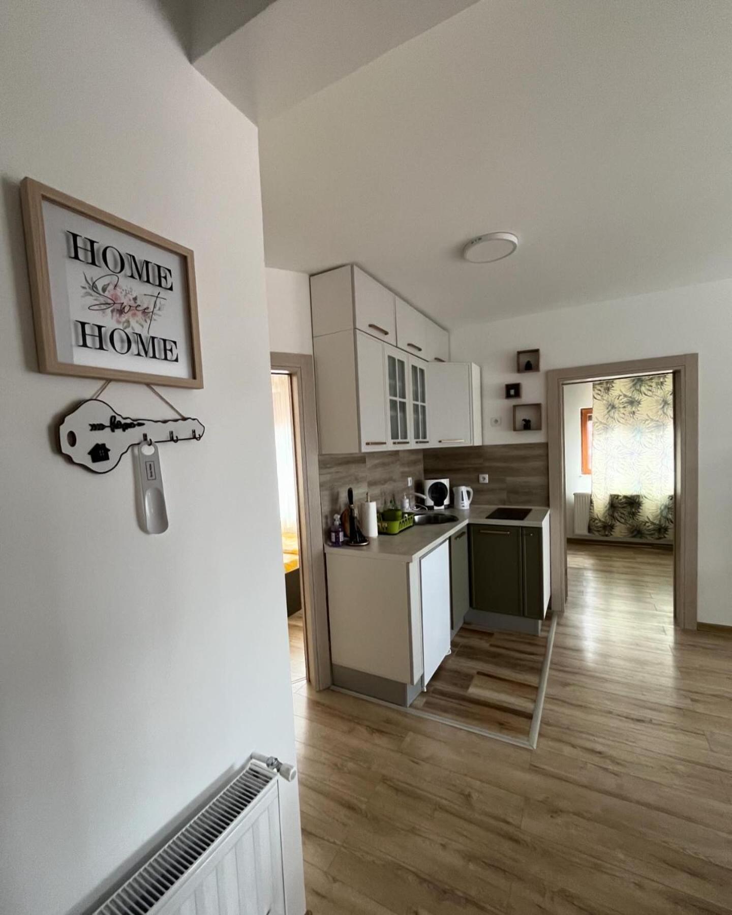 Tessa Apartment *